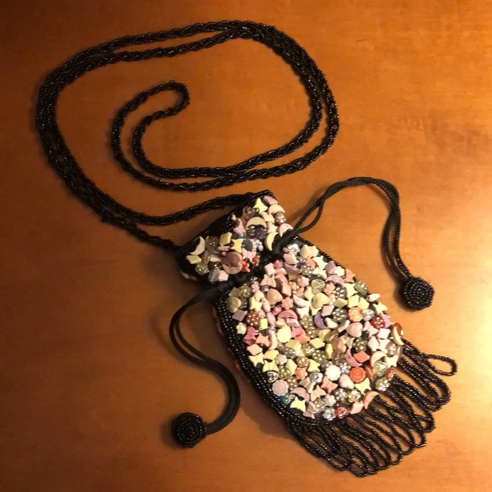 Small Beaded Draw-string Pouch - Picture 1 of 6